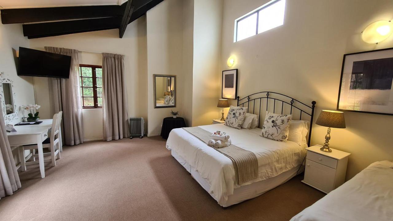 Hathaway 3* East London