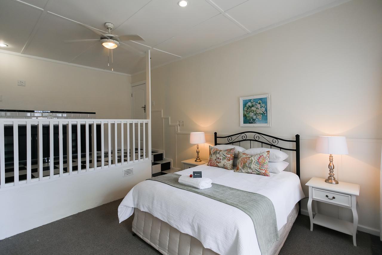 Hathaway Guest house 3*