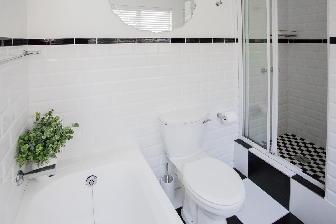 Hathaway Guest house East London